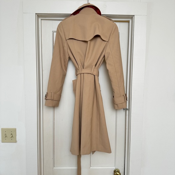 Banana Republic Timeless Trench Small - Picture 7 of 11